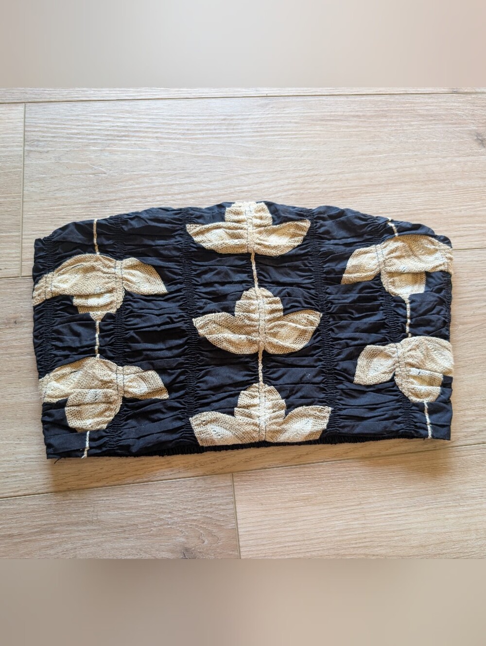 NWT Zara Black & Tan Leaf Embroidered Crop Top